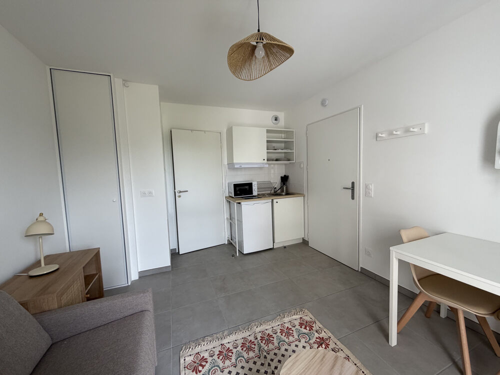 Location Appartement SAINT ETIENNE BEAU STUDIO NEUF A LOUER St etienne