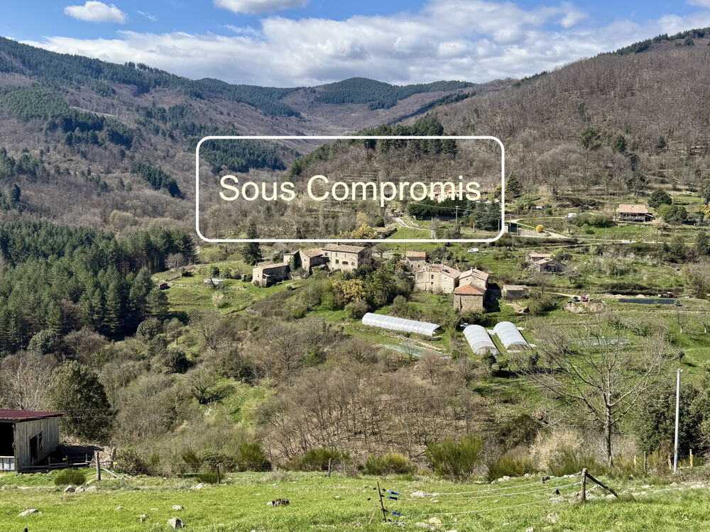 Authentique Ferme Ardéchoise 1,3 Ha terrains attenants Vue Exceptionnelle