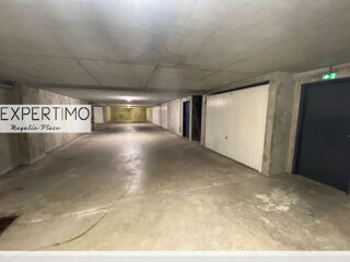  Parking / Garage � vendre 