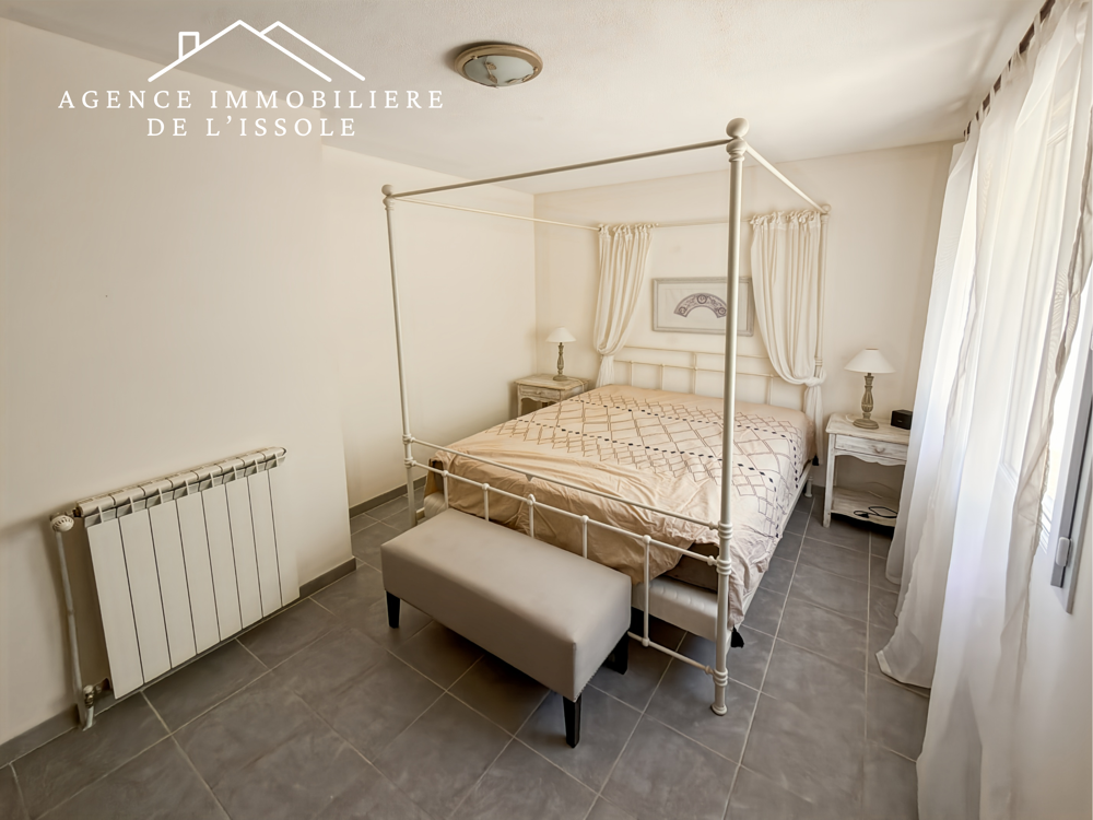 à vendre  Maison Besse-sur-Issole (83890)