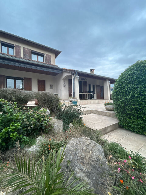   Grande MAISON avec VUE PANORAMIQUE , GRANGES LES BEAUMONT Maison - 8 pi�ce(s) - 190 m�