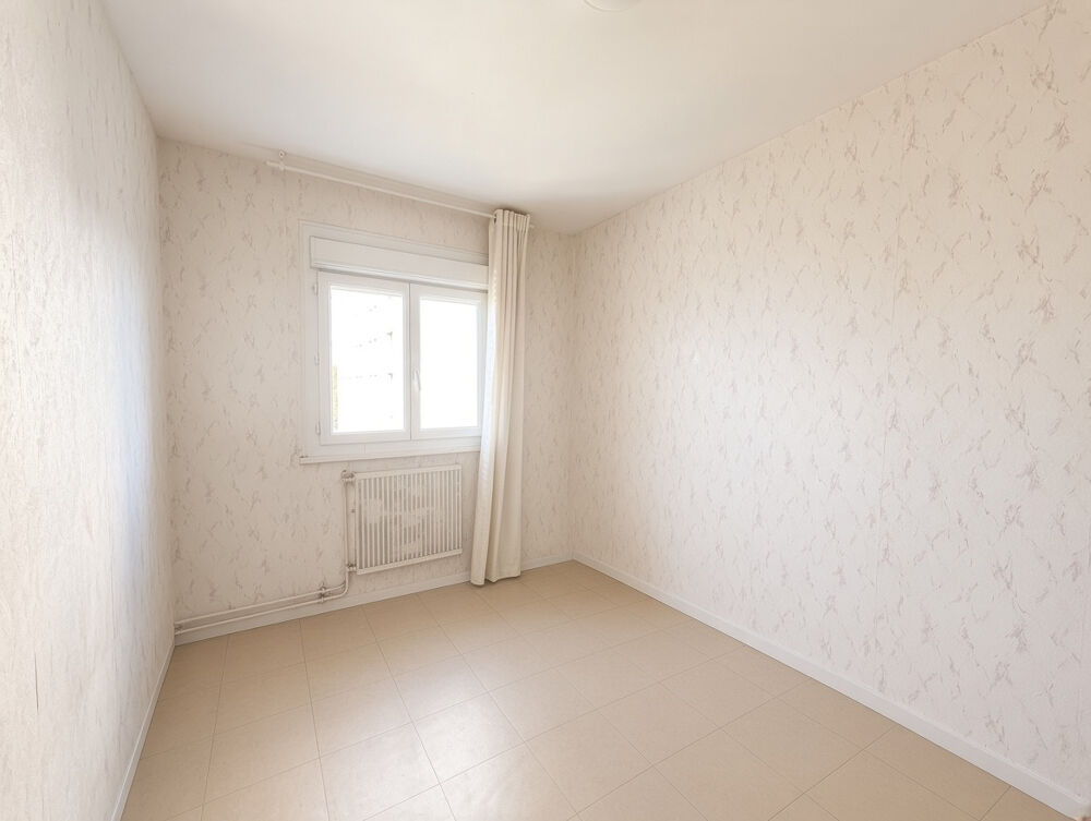 Vente Appartement T3/4 de 81 m2 au 5e étage Clermont-Ferrand, rue du Château des Vergnes Clermont ferrand