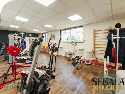   BLAYE LES MINES - Local professionnel 420 m2 