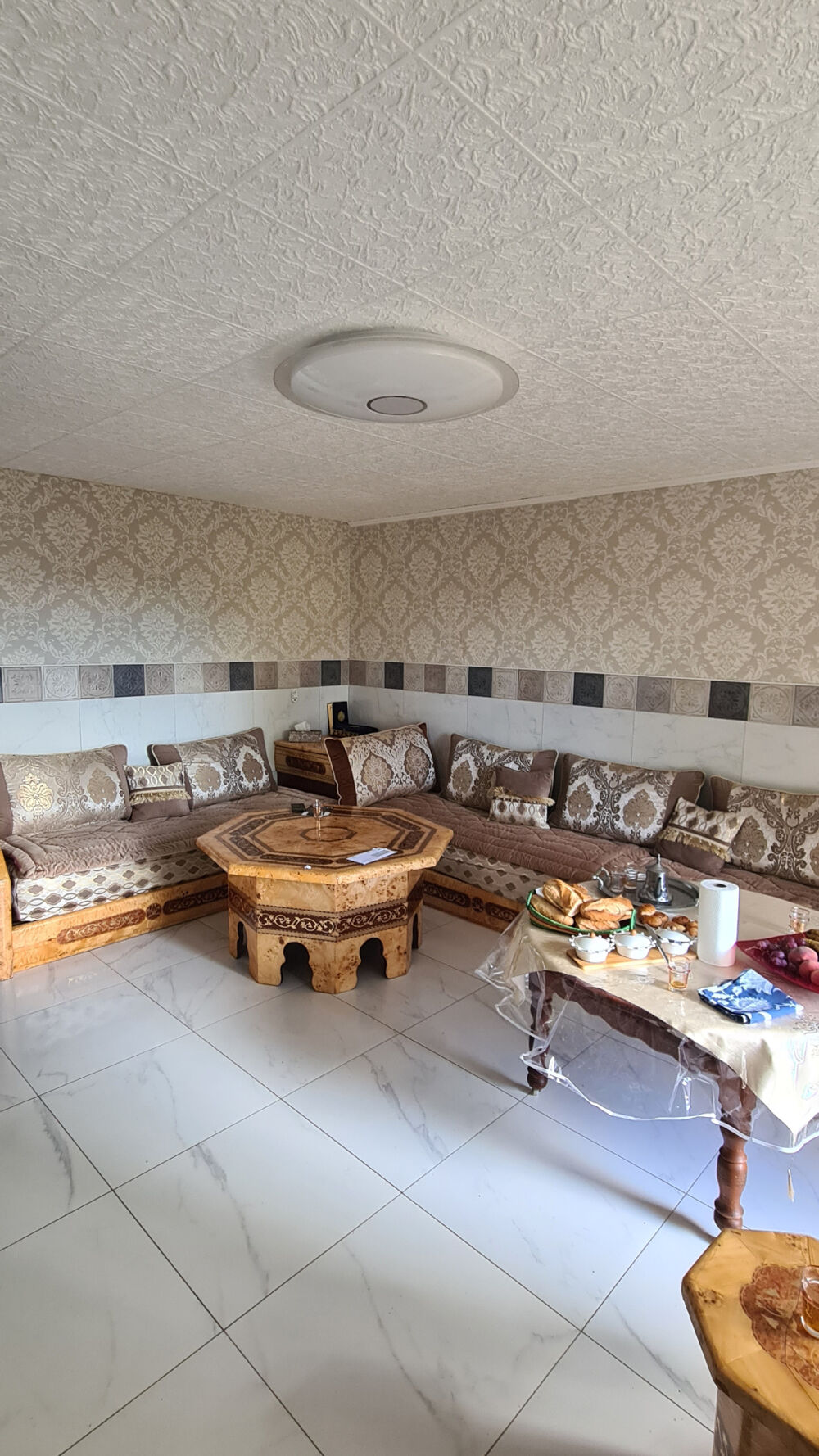 Mosson T4 81m2 Double vitrage cave terrasse garage gardien