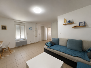  Appartement à louer 4 pièces 75 m²