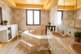  Maison à louer 5 pièces 134 m²