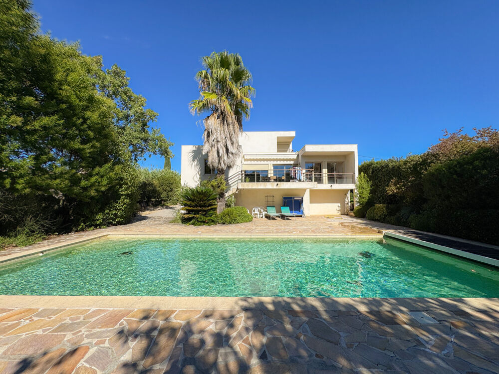 Vente Maison Villa d'architecte de 185m2 sur une parcelle de 2 444m2 Juvignac