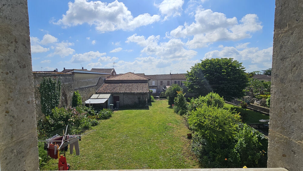 MAISON DE VILLAGE T7 de 230m2, GONDRIN - AVEC POSSIBILITE DE CREER UN APPARTEMENT INDEPENDANT 55m2