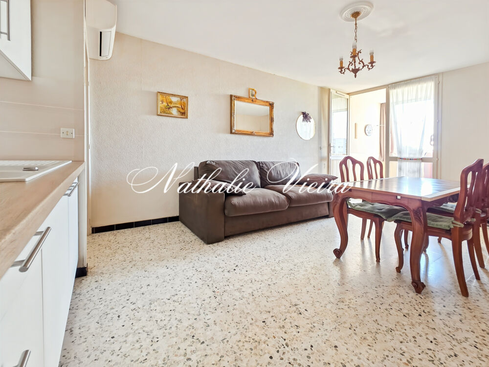 STUDIO AVEC LOGGIA A DEUX PAS DE LA PLAGE