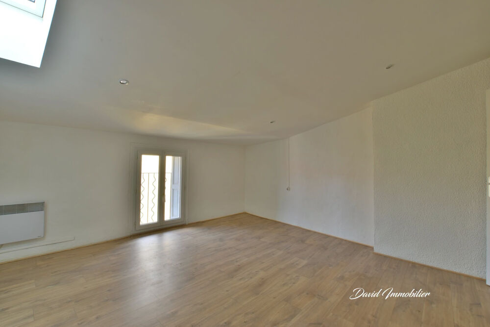 Vente Appartement À vendre   Appartement F3 au calme - Beaux volumes Thuir