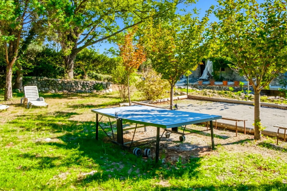  vendre  Proprit/chteau Le Broc (06510)