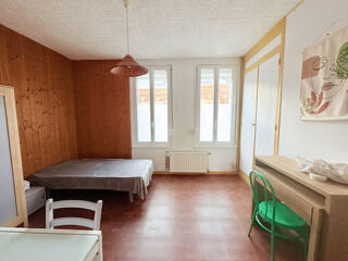  Immeuble � vendre 72 m�