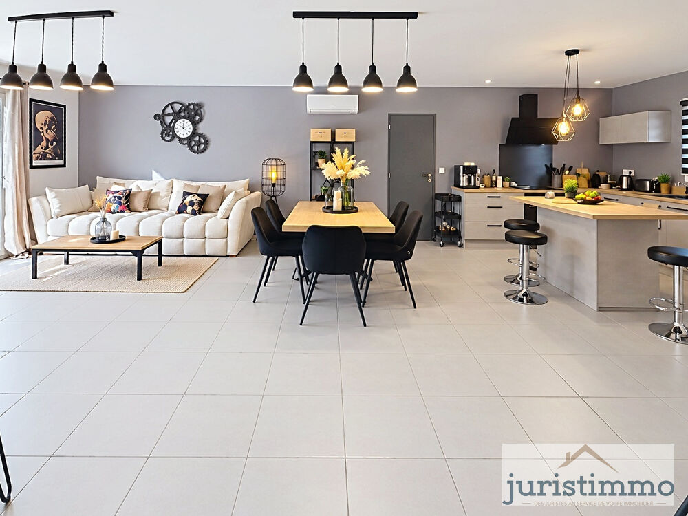 Vente Maison villa de plain pied dans lotissement calme avec garage et piscine Camaret sur aigues