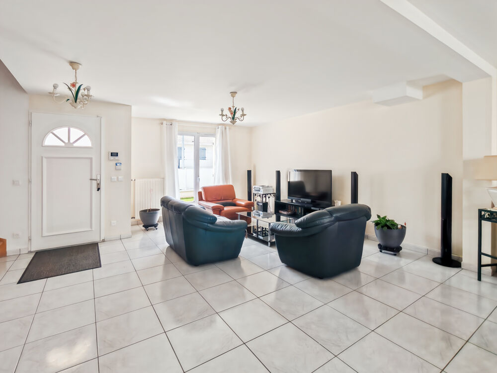 Vente Maison Maison familiale 4 chambres   Hyper centre   DPE A   Aucun travaux Roissy en brie