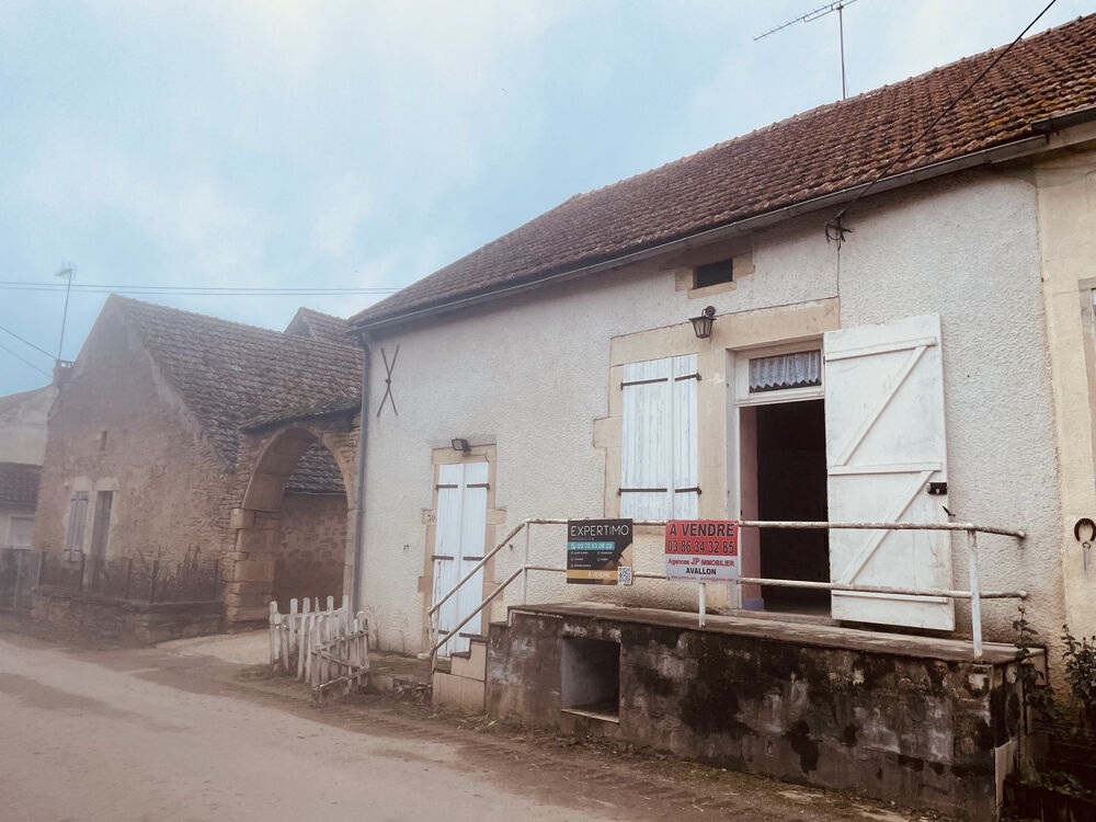 Vente Maison Maison de village à restaurer à COURTEROLLES  49 500 €  F.A.I. Guillon