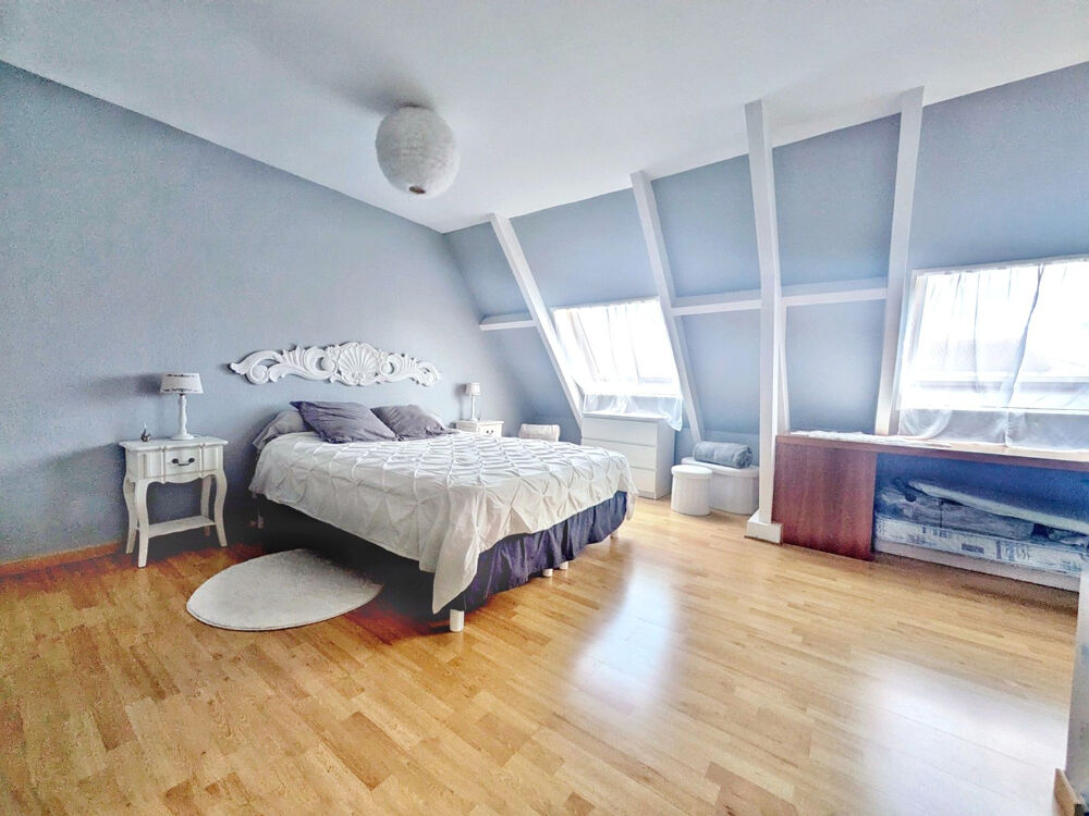 Vente Maison Maison de 169m2 habitables en superbe état général, sur 799 m2 de terrain arboré Magny les hameaux