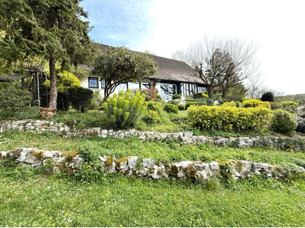 Vente Maison Maison familiale année 1992 - 251m2 - sous-sol total - 2 chambres de plain pied - 1799m2 de terrain paysagé La ferte sous jouarre