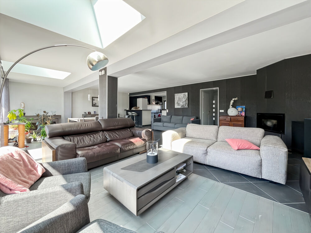 Vente Maison MAISON INDIVIDUELLE   5 CHAMBRES   TERRASSE & JARDIN   SOUS-SOL TOTAL   CENTRE DE SERVON Servon