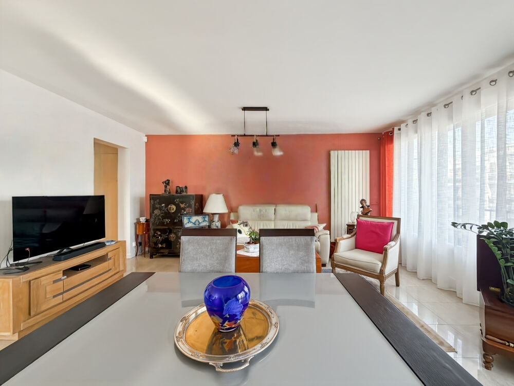Vente Appartement SAINT-MAUR-DES-FOSSÉS (94210)   LA VARENNE SAINT-HILAIRE Appartement 3 pièces   59 m2   Double séjour 30 m2 St maur des fosses