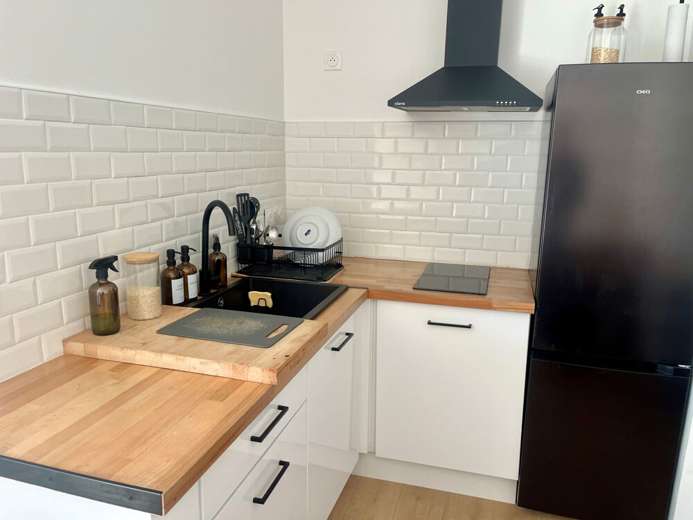 2P Rénové en Dernier Etage avec balcon Sud- Sud Ouest et VUE DEGAGE