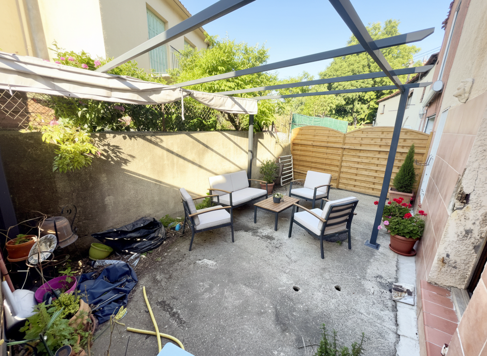 Maison T4 avec Garage et cour extérieure