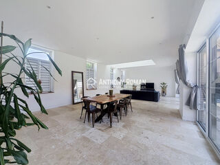  Propriété/château à vendre 7 pièces 242 m²