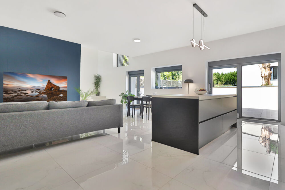 Superbe maison de 199 m2, F6, 3 ch sur 22 ares