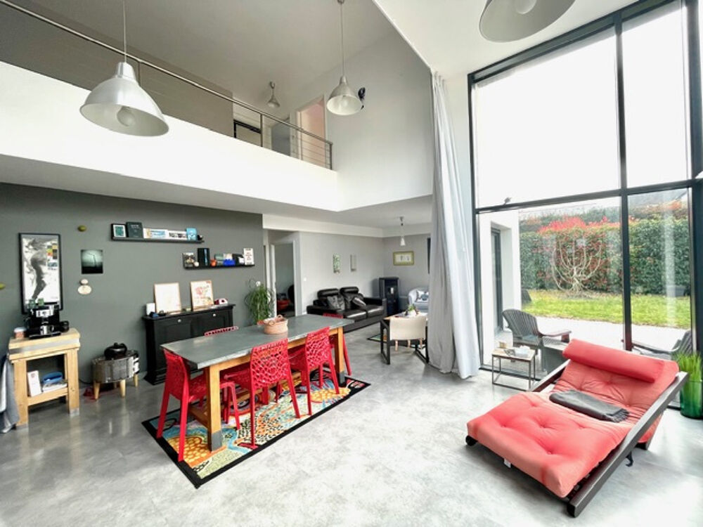 Contemporaine au coeur de la nature