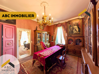  Appartement  vendre 4 pices 182 m