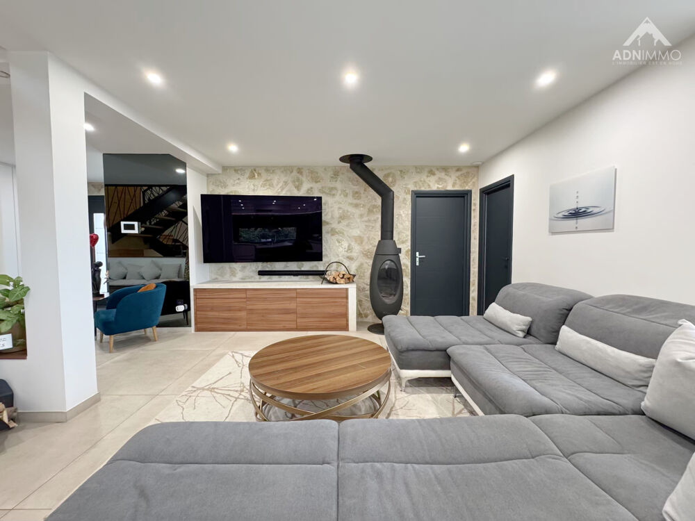 à vendre  Maison Thoiry (01710)