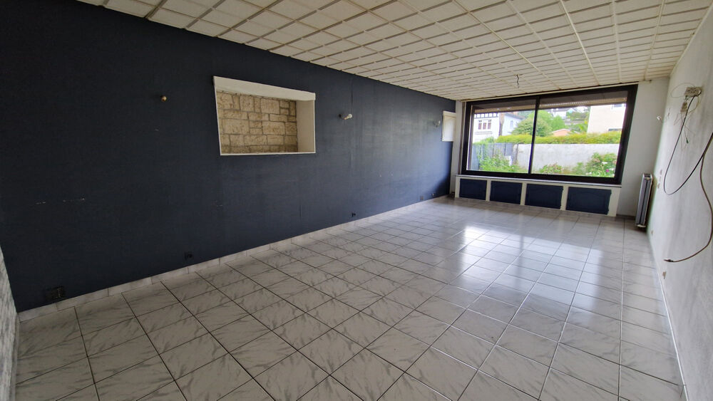 BEL INVESTISSEMENT AVEC EMPLACEMENT IDEAL