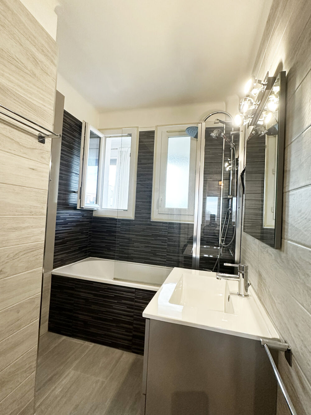 Super appartement de type 3 ou 4 parfaitement rénové