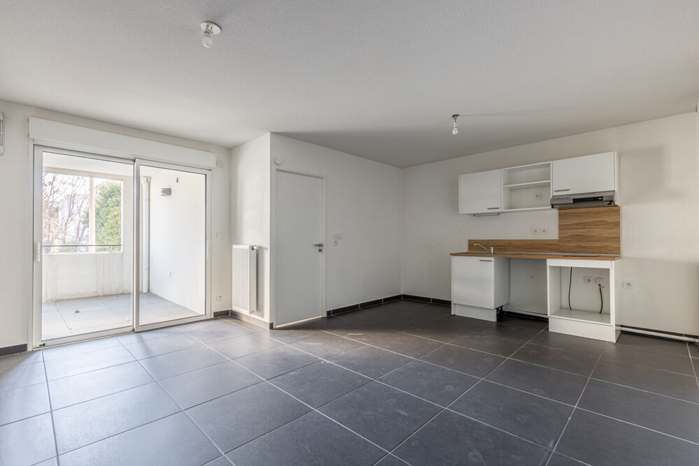 APPARTEMENT - CASTELNAU - LE - LEZ