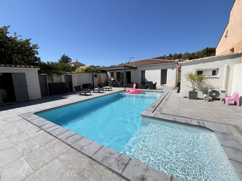 Maison T4 95m2 sur 556 m2 de terrain piscine et place de parking