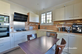  Maison à vendre 10 pièces 250 m²