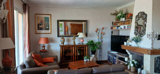  Remise / Grange � vendre 7 pi�ces 137 m� Allauch