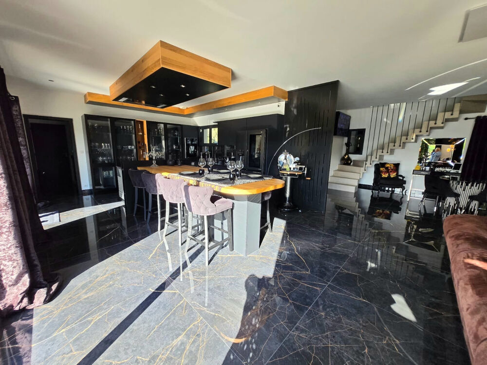 � vendre  Maison Gordes (84220)