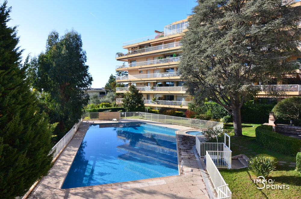 GAIRAUT / ST MAURICE -- T3 d'environ 60m2 + Loggia de 19m2 / vue dégagée verdure