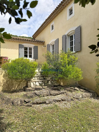  Propriété/château à vendre 4 pièces 138 m²