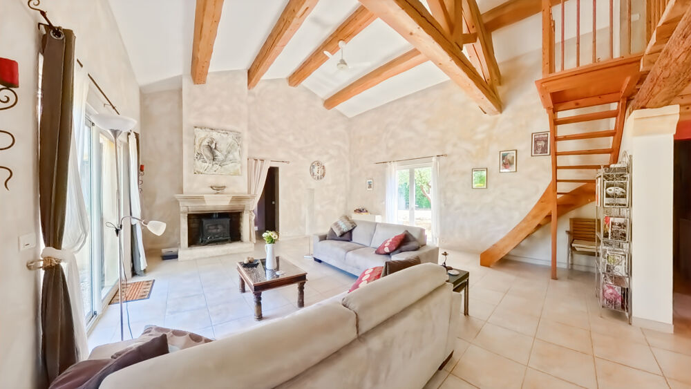 à vendre  Maison Uzès (30700)