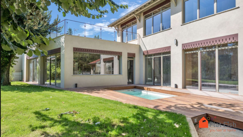Vente Maison Maison familiale rénovée 230 m2   4 chambres   Suite au RDC   Centre Chaponost St genis laval
