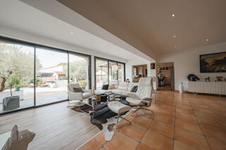  Maison � vendre 5 pi�ces 180 m�