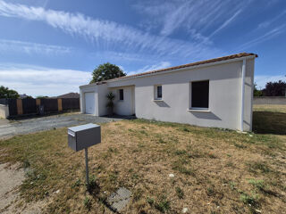 Vente Maison 4 pièces 90 m², Sainte-Gemme-la-Plaine