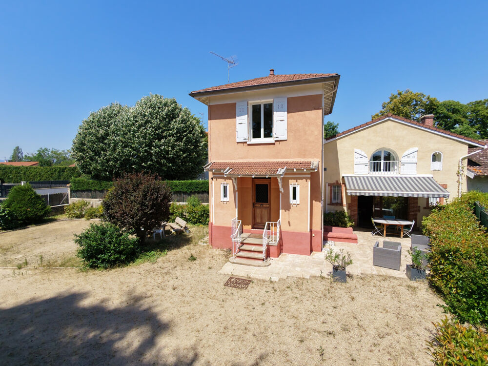Tènement composé de 2 maisons sur 945m2 de terrain