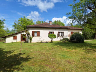  Propriété/château à vendre 7 pièces 130 m²