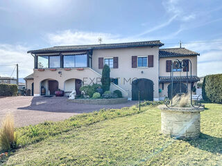  Propri�t�/ch�teau � vendre 9 pi�ces 220 m�