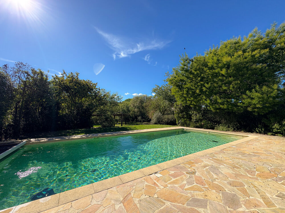 Vente Maison Villa d'architecte de 185m2 sur une parcelle de 2 444m2 Juvignac