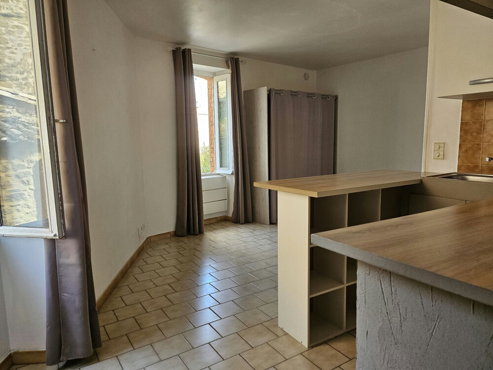 Location Appartement Studio à louer   Centre de Sérignan-du-Comtat Serignan du comtat