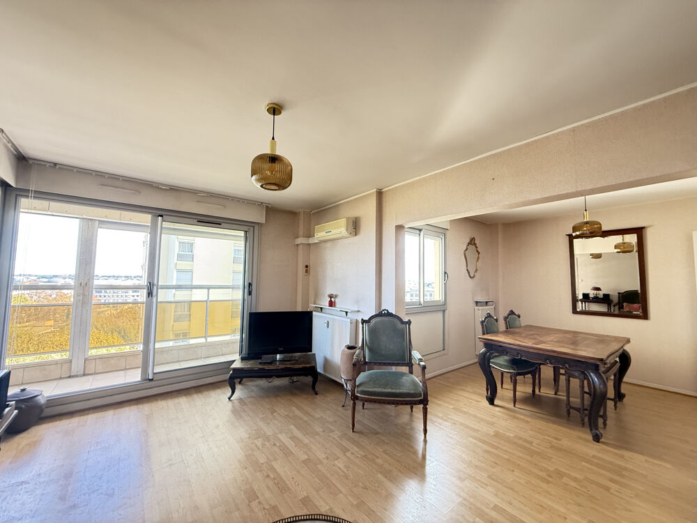Grand appartement en vente avec 2 chambres quartier Antigone à Montpellier