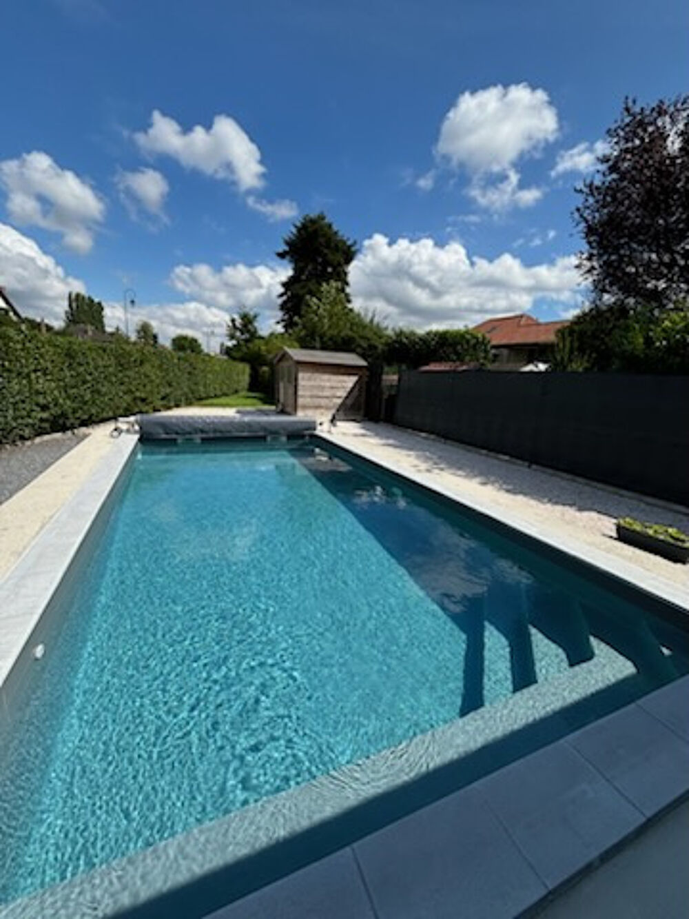 Vente Maison 77610 - LA HOUSSAYE EN BRIE - MAISON CONTEMPORAINE AVEC PISCINE - 5 PIÈCES DE 145M2 La houssaye en brie